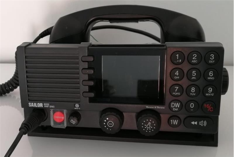 VHF DSC MARIN ELECTRONICS SHIP SUPPLY